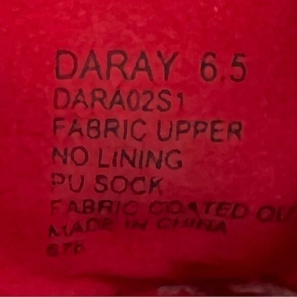 Steve Madden Daray Red Knit Mesh Stretch White Platform Slip On Sneaker Size 6.5 - Picture 7 of 10